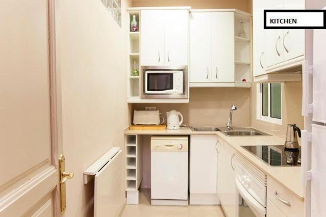 Family Apartment Plaza Espana บาร์เซโลนา ภายนอก รูปภาพ
